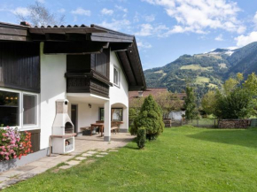  Spacious Chalet in Maishofen near Forest  Майсхофен